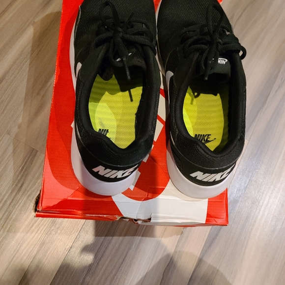 Mens Nike Kaishi running shoes - Picture 3 of 4